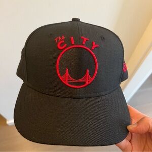 Golden State Warriors The City Baseball Cap Size 7 1/4 Hardwood Classics Black
